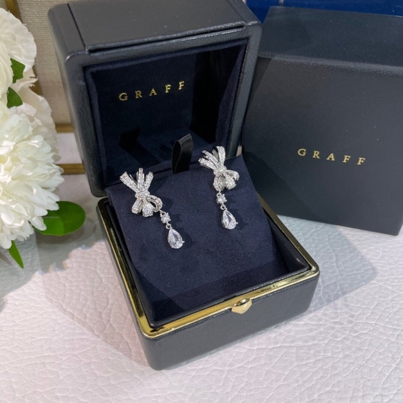 Graff Eye Crystal Bow Drop Stud Earrings
